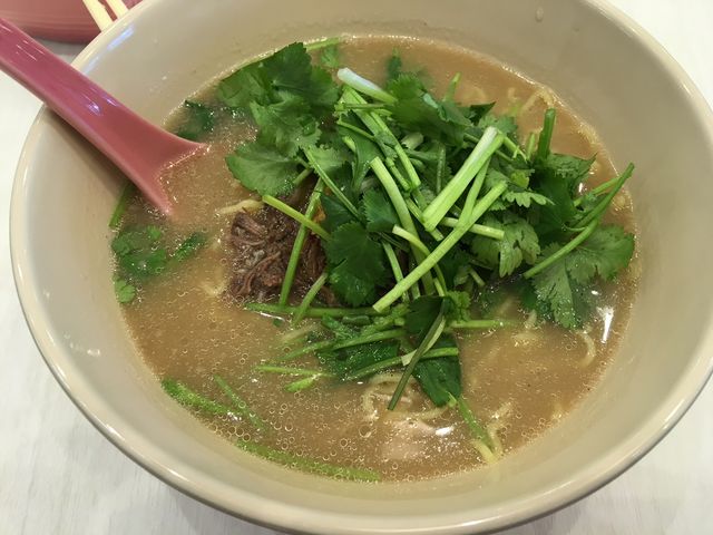 ˂񂳂Hawaiian Care&Bar Tee-Tee̓eʐ^1