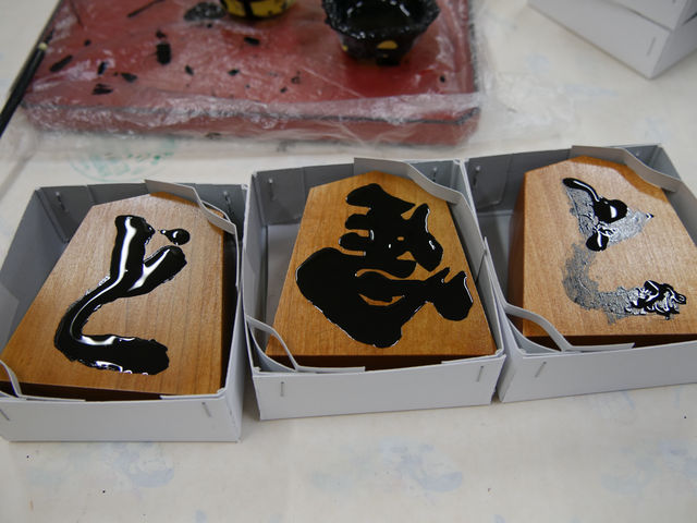 �u�Ɓv�͎q�ǂ��B��i�ŁA�u���n�v�͎��̍�i_�����ނ�V���^���[