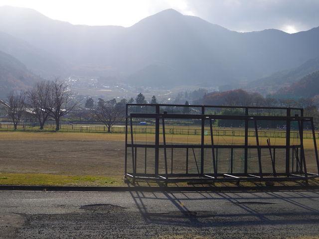 ���z�𗁂т�_�ݗt�̗��X�|�[�c�G���A