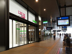 ˂LUCUA 1100ւ̓eʐ^1