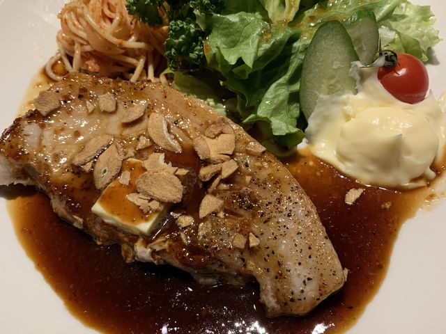 1205Cafebar334̓eʐ^2