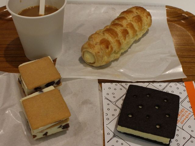 �C�[�g�C��_�Z�Ԓ��{�X