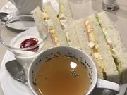 ̂肳̃mA[Vh3ړX̓eʐ^1