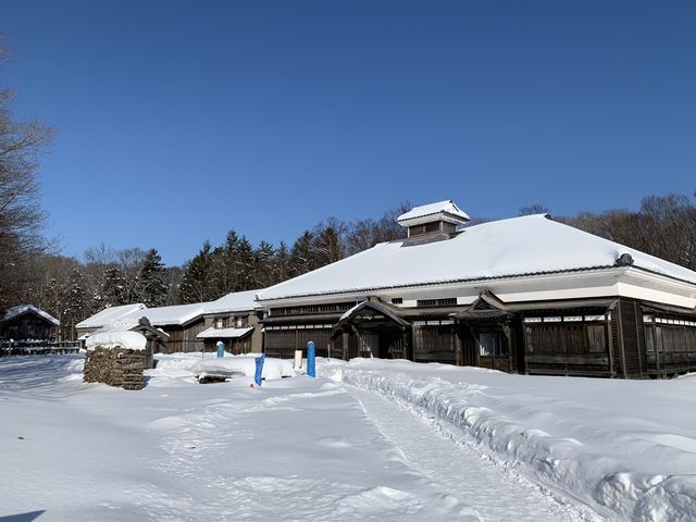 ��̒��̋��R�Ƌ��ƏZ��B���Ń{�����e�B�A�̕��X�����ĂȂ��Ă���܂��B_�k�C���J��̑�