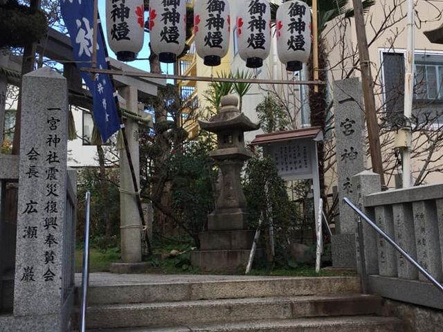 ����_��{�_��