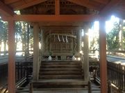 �Ё[����񂳂�̎O�֑�_�̓��e�ʐ^3