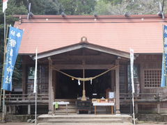 hyde����̖������_�Ђւ̓��e�ʐ^1