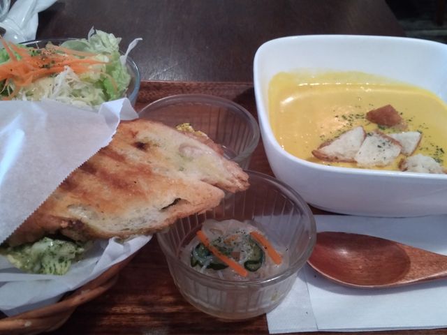 ˂alley cafeiA[JtFj̓eʐ^1