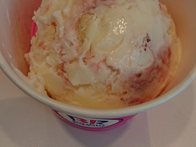 イ̃T[eBACXN[ÓcpRXi31 Baskin-Robbinsj̓eʐ^1