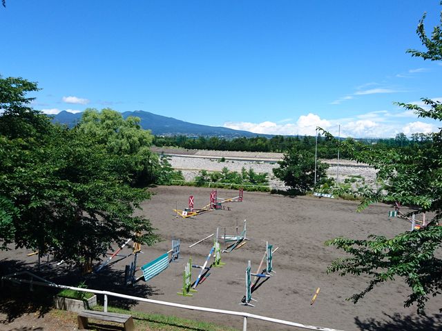 ��ƎR�B_�ԏ��n�N���u