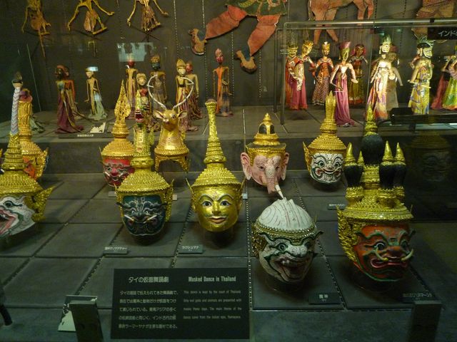 �{�ٓW��_��O���������ك��g�����[���h