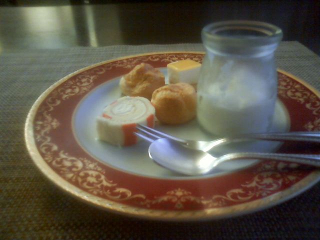 �H��̃f�U�[�g_�z�e���r�i���I���㗒�R(�R�~���j�e�B������)