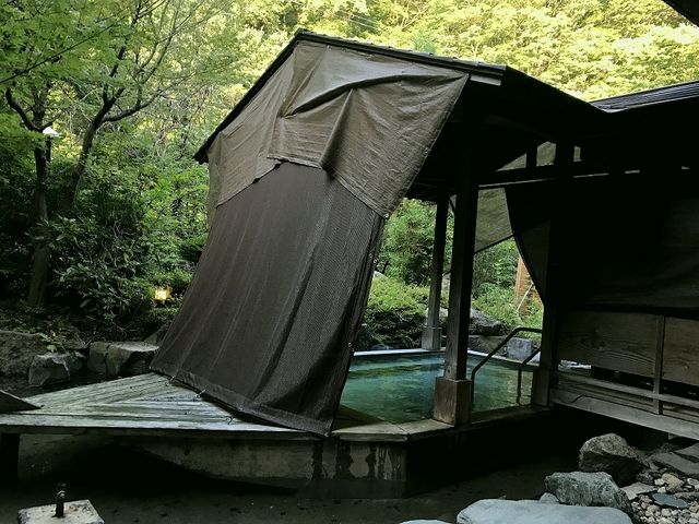 �������ԎR�̘I�V���C ���`�̓�_�֒�M�C����