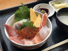 Ƃ݂̊`菤Xւ̓eʐ^1