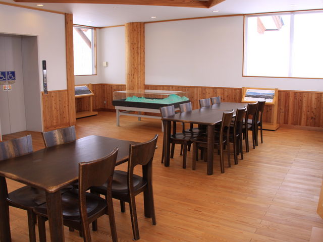 L̊茧̐XXтӂꂠwKكtHXg̓eʐ^2