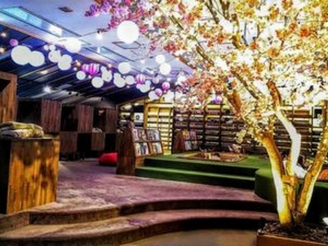 2�K�̃����b�N�X���[��_���ӂ�cafe bijinyu