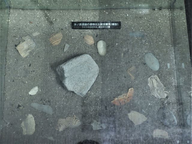 �A�N���������Ɉ��_���o�[�T�C�h�Ó�