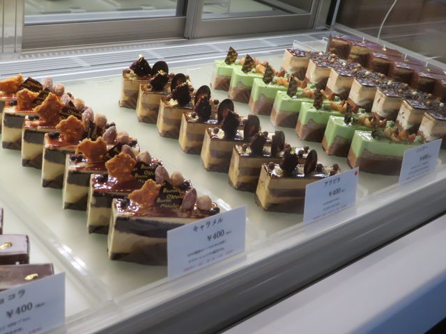 yosshỹZbgVR̓eʐ^4