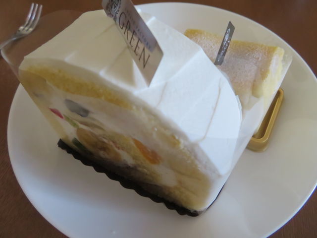 yosshySWEETS FACTORY GREEN̓eʐ^5