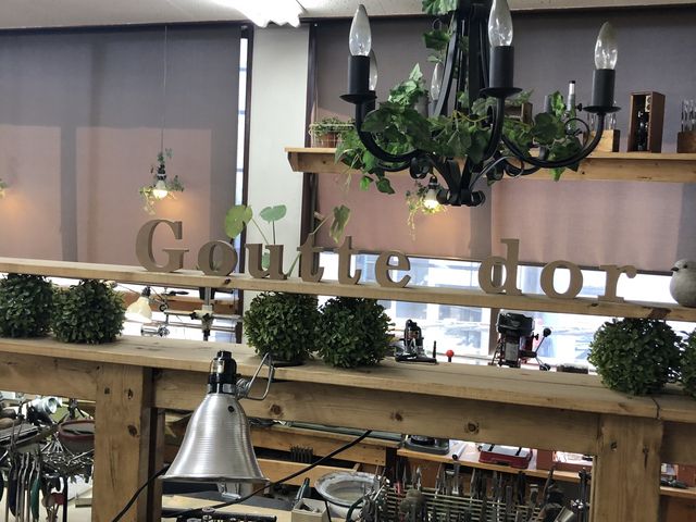 �H�[_�X�̒�������gouttedor