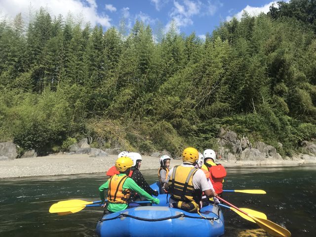 ������葆���Ȃ���_�G�o�[�O���[��