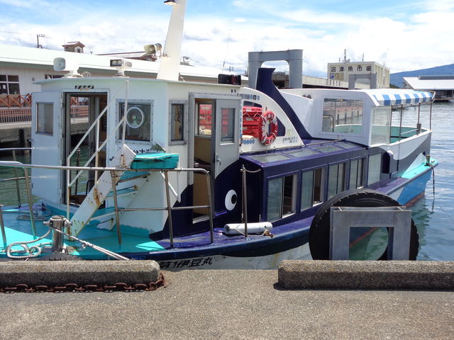 �����͂��̂悤�ȏ����ȑD�ł�_���ǂ���Í`�V���N���[�Y