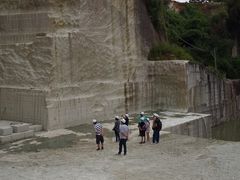 sachĩJlz̐Ώւ̓eʐ^1