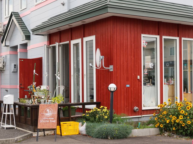 yosshySOUTH TIME̓eʐ^1