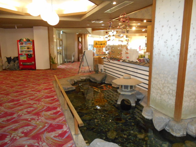 �j���[���i��