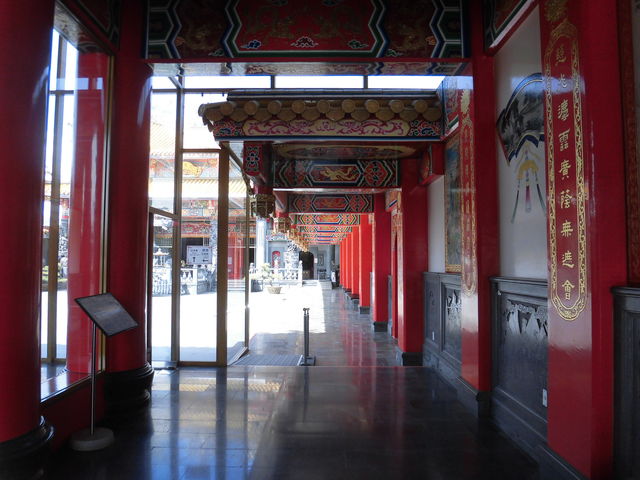 �~�n�ɂ���L���݂����Ȓʂ�B_�ܐ瓪�̗������鐹�V�{