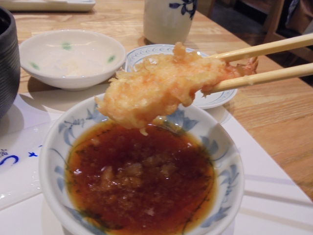 ɂāA܂(^^_VhȔ ÉwrX