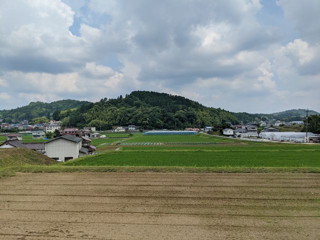 �����i_�Ƃ悳���u���[�x���[�K�[�f��