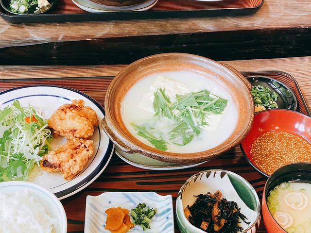 �����������������������������B_���ꂵ�̌���@�S�N�̓�