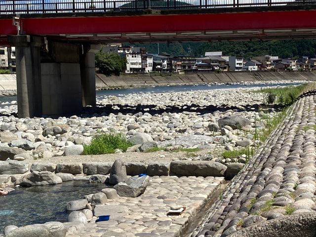 ����r_����r