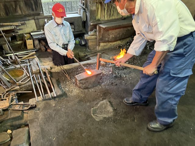 �ΉԂ���ԓS�̐ڒ��������Ă��炢�܂����B_�b�艮�܂��Â��� �b��H�[