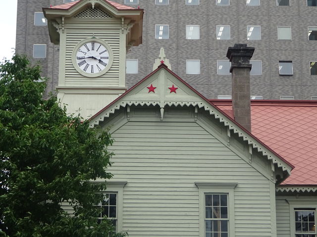 ���͂ɑ傫�ȃr��������̂Ŗ��v���܂����A�{�ݓ��͗��j�������邱�Ƃ��ł���f�G�ȏꏊ�ł��B_�D�y�s���v��