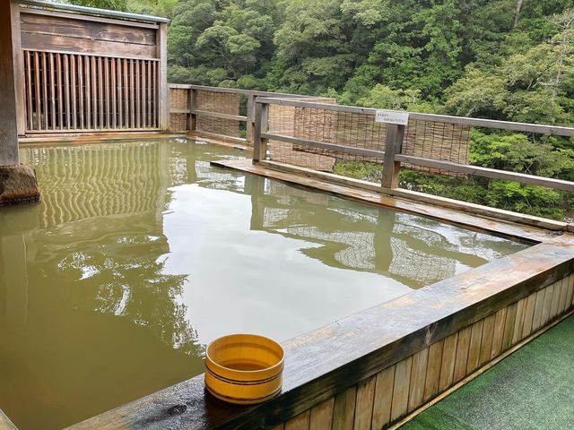 �J�������̂Ŏc�O�B_���̕�HAZU