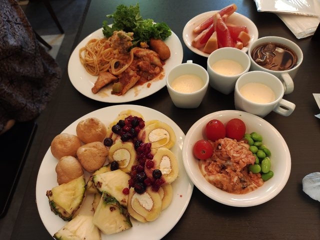 �p�C���@���s�[�@�}���S�[�s���[�����[���B_�u�b�t�F&�J�t�F���}���[�A �O��K�[�f���z�e�������C�^���A�X