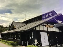 �J�I����񂳂�̓��̉w ���c���v���U�ւ̓��e�ʐ^1