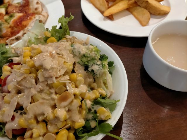 �T���_�o�[ _KOKO HOTEL�V�h�l�J ���X�g����BistroW