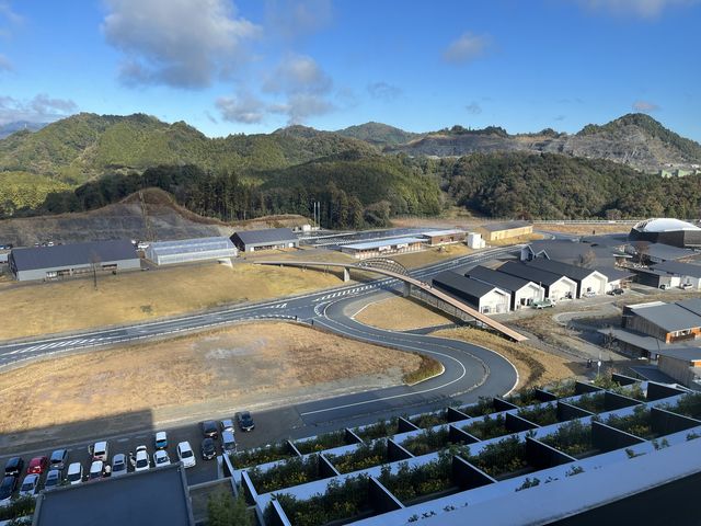 �������猩����i�F_VISON �{����