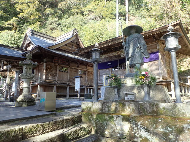 四国霊場第27番札所神峯寺】アクセス・営業時間・料金情報 - じゃらんnet