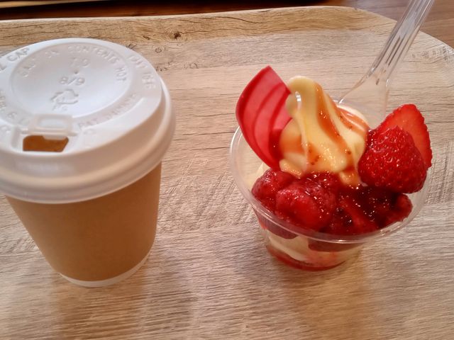 �\�t�g�N���[���V���O���\�[�X_JR�t���[�c�p�[�N��䂠��͂�