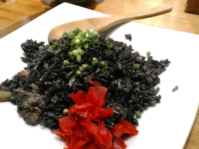 Black`[n͍Ō̒߂ɁB_ĂƃC D