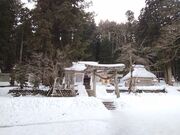 ��������̔��씪���_�Ђ̓��e�ʐ^1