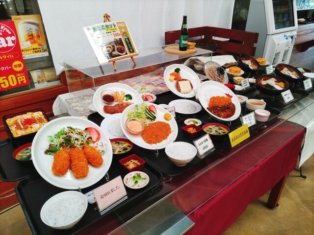 ���X�g�����̐H�i�T���v���B_���̉w �݂���