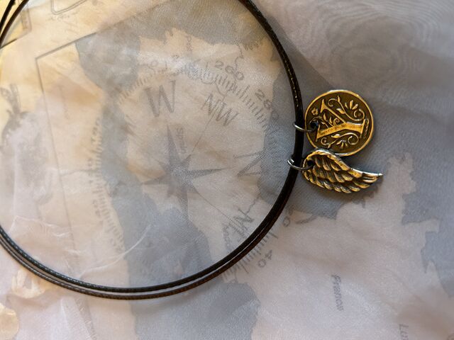 �\_�A�g���G Un-Petit-Coin