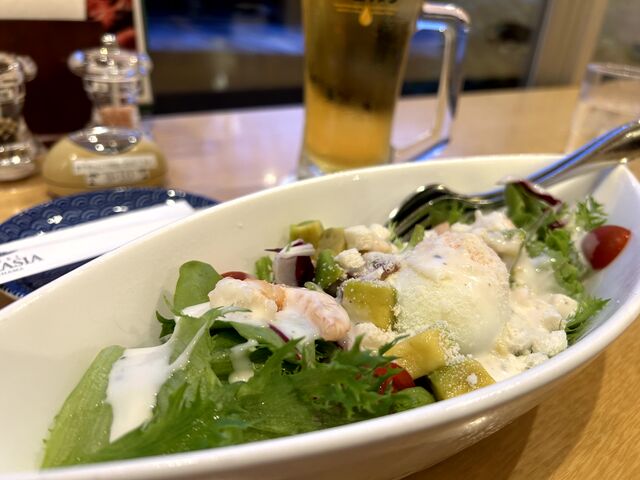 �f���炵���[�Ă��ƌi�F���ςȂ���̃r�[���A�{�����[�����_�̃V�[�U�[�T���_���ō��ł����B_SPA��HOTEL���l���[���V�A