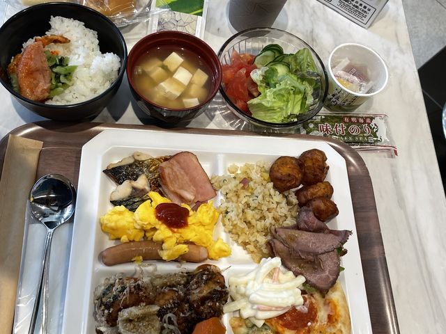 �J���[��A�t���[�c�A���[�O���g�A�������Ȃǂ�����܂���_KOKO HOTEL ���~�c