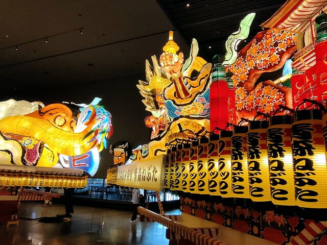 迫力ある山車_ねぶたの家 ワ・ラッセ